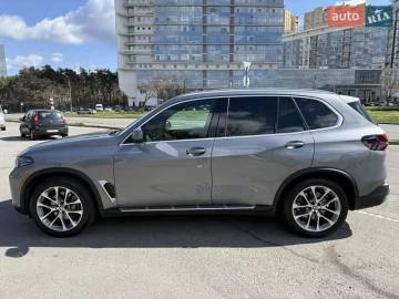 Авто BMW X5 2023 № 7591200