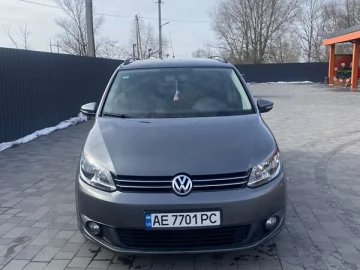 Авто Volkswagen Touran 2012 № 7591249