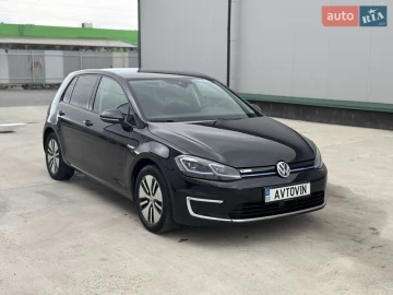 Авто Volkswagen E-Golf 2017 № 7591354