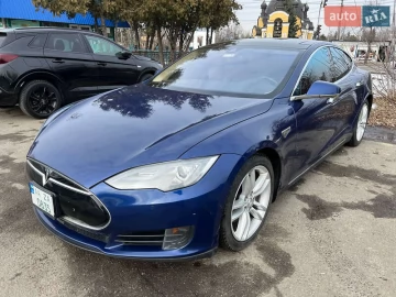 Авто Tesla Model S 2015 № 7591365