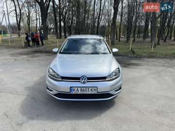 Авто Volkswagen Golf 2020 № 7591382