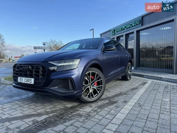 Авто Audi Q8 2019 № 7591423