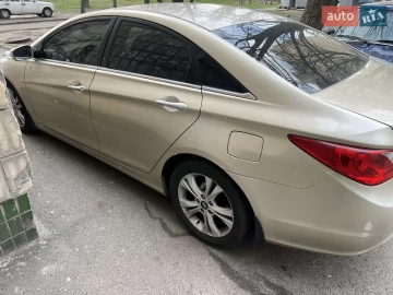 Авто Hyundai Sonata 2011 № 7591482