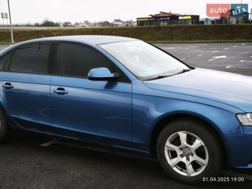 Авто Audi A4 2011 № 7591511
