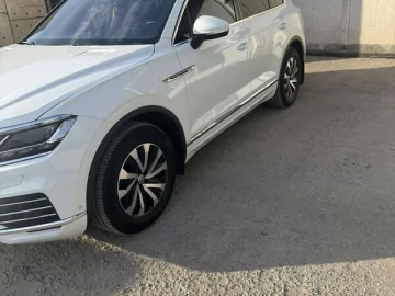 Авто Volkswagen Touareg 2019 № 7591735