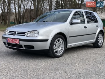 Авто Volkswagen Golf 2001 № 7592279