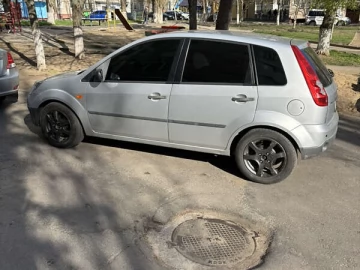 Авто Ford Fiesta 2007 № 7592280