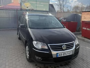 Авто Volkswagen Touran 2007 № 7592321
