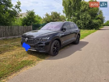 Авто Volkswagen Touareg 2018 № 7592554