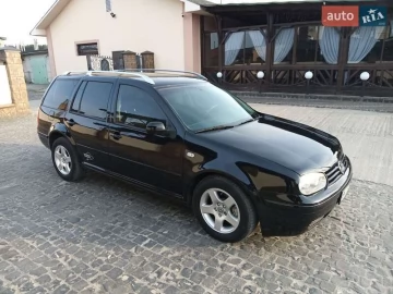 Авто Volkswagen Golf 2000 № 7592610