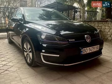 Авто Volkswagen E-Golf 2015 № 7592737