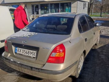 Авто Hyundai Elantra 2002 № 7592939