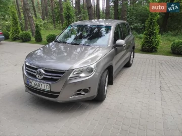 Авто Volkswagen Tiguan 2010 № 7593117