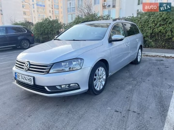 Авто Volkswagen Passat 2014 № 7593146