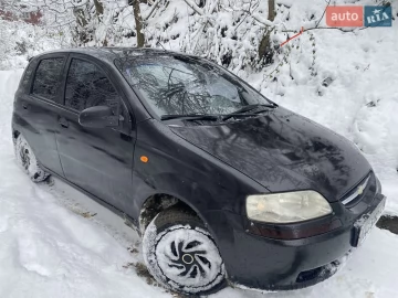 Авто Chevrolet Aveo 2004 № 7593190