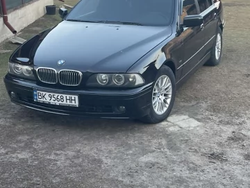 Авто BMW 5 Series 2003 № 7593194
