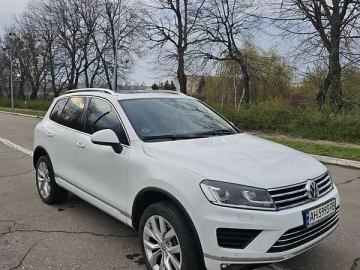 Авто Volkswagen Touareg 2014 № 7593301