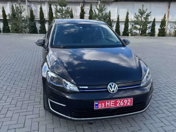 Авто Volkswagen E-Golf 2018 № 7593422