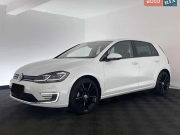 Авто Volkswagen E-Golf 2018 № 7593432