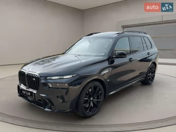 Авто BMW X7 2024 № 7593465