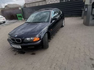 Авто BMW 3 Series 1999 № 7593478