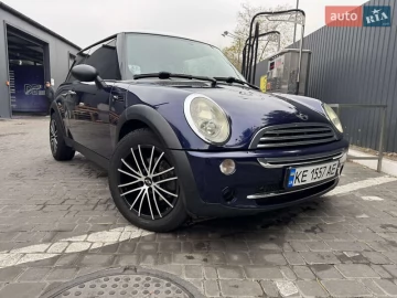 Авто MINI Hatch 2005 № 7593624