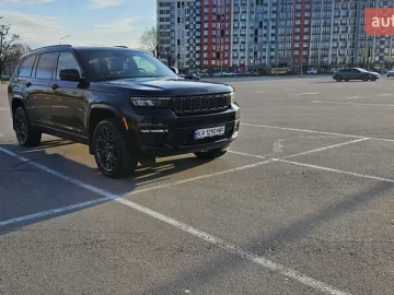 Авто Jeep Grand Cherokee 2023 № 7593755