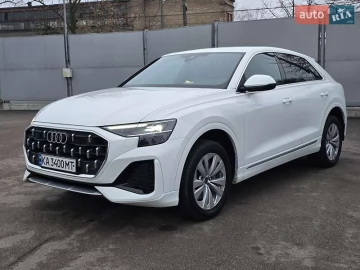 Авто Audi Q8 2024 № 7593756