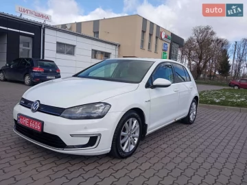 Авто Volkswagen E-Golf 2014 № 7593823