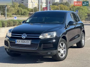 Авто Volkswagen Touareg 2012 № 7593872