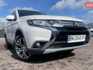 Авто Mitsubishi Outlander 2017 № 7593890
