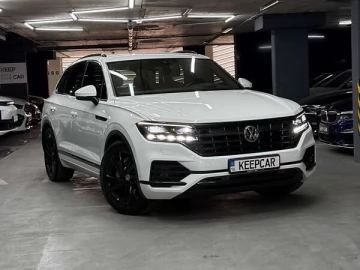 Авто Volkswagen Touareg 2018 № 7593938