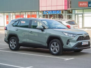 Авто Toyota Rav4 2023 № 7594057