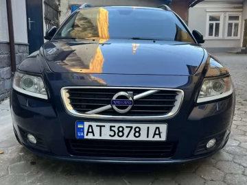 Авто Volvo V50 2011 № 7594153