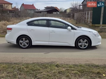 Авто Toyota Avensis 2010 № 7594166