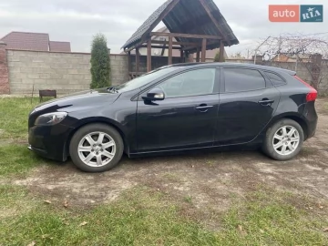 Авто Volvo V40 2013 № 7594646