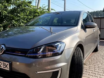 Авто Volkswagen E-Golf 2015 № 7594662
