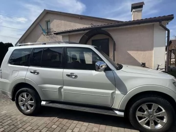 Авто Mitsubishi Pajero Wagon 2014 № 7594735