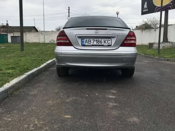 Авто Mercedes C-Class 2005 № 7594813