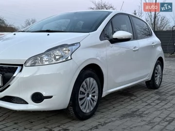Авто Peugeot 208 2014 № 7594880
