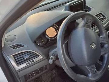 Авто Renault Megane 2013 № 7594894