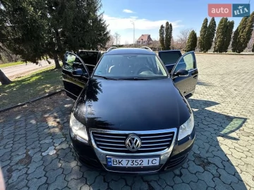 Авто Volkswagen Passat 2010 № 7594901