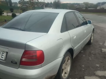 Авто Audi A4 1999 № 7595059