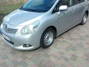 Авто Toyota Verso 2011 № 7595171
