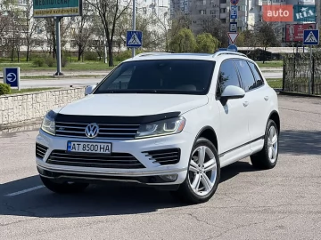 Авто Volkswagen Touareg 2015 № 7595254