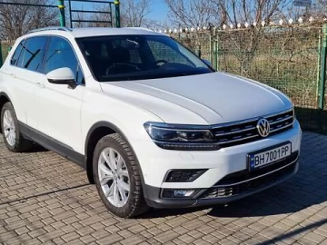 Авто Volkswagen Tiguan 2018 № 7595259