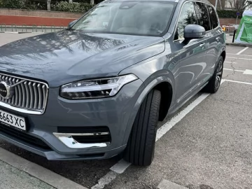 Авто Volvo Xc90 2023 № 7595327