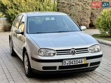 Авто Volkswagen Golf 2000 № 7595388
