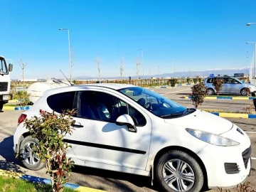 Авто Peugeot 207 2010 № 7595492