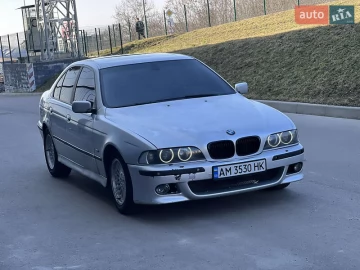 Авто BMW 5 Series 2001 № 7595526